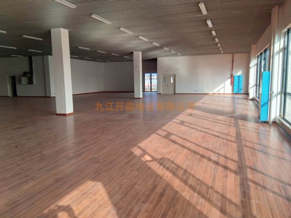 湖南省長(zhǎng)沙獵豹汽車運(yùn)動(dòng)館